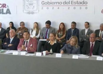 Viviendas sustentables para trabajadores de Puebla: Alejandro Armenta