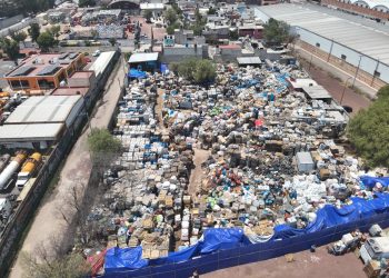 Clausura Profepa a la empresa Monwhite Ecological Service, en Ecatepec