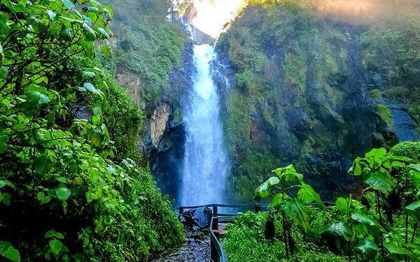 Visita las cascadas de Tulimán