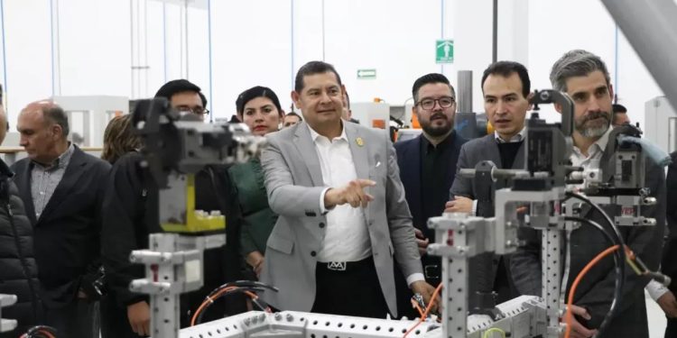 Olinia se queda en Puebla, hace un mes inició la construcción del Centro de Diseño