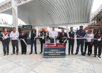 Entregó Pepe Chedraui techado escolar en la Primaria Pacheco y Henning