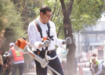 Alejandro Armenta dirigió trabajos del Programa Estatal de Mantenimiento en la Laguna de San Baltazar