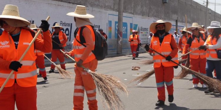 Más de 280 elementos participaron en recolección de residuos en Desfile del 5 de Mayo