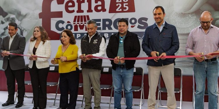 Impulsa Gobierno de la Ciudad beneficios con Feria de Comercios