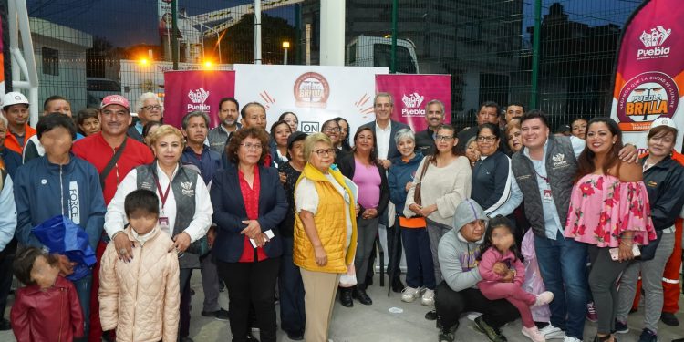 Inaugura Pepe Chedraui modernización total del alumbrado público en Tres Cruces