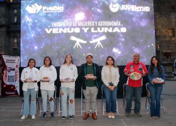 Jóvenes exploran el universo y su mitología a través del legado de mujeres con Venus y Lunas