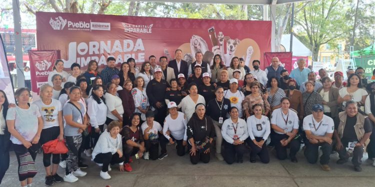 Suman más servicios y dependencias a las jornadas imparables de servicios ciudadanos