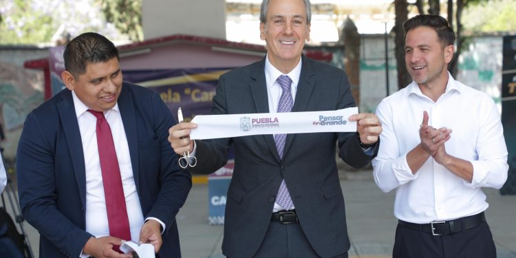 Inaugura Pepe Chedraui techado escolar en la Primaria Carmen Millán