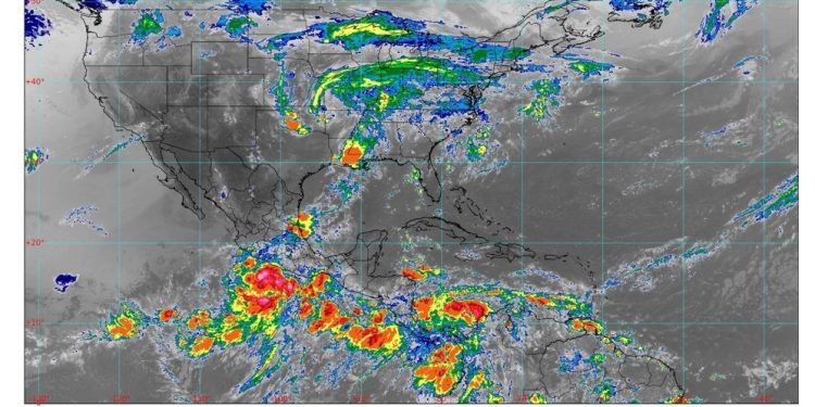 Lluvias intensas en Puebla ante la presencia de la depresión tropical “Cuatro-E”