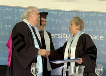 Alicia Bárcena recibe Honoris Causa por su liderazgo en materia ambiental y sostenibilidad