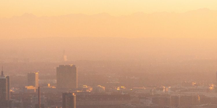 Contaminación del aire: un problema ambiental poco visible.