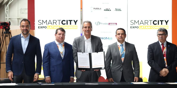 Firma Pepe Chedraui Carta Intención “Red SI4Puebla”