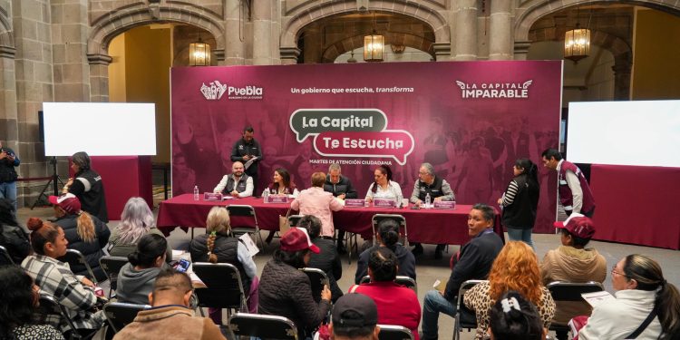 Continúa La Capital te Escucha: en el Palacio Municipal, Pepe Chedraui recibió a poblanas y poblanos