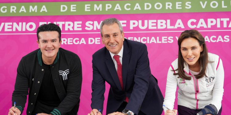 Firman convenio de colaboración SMDIF y la Gran Bodega para reforzar el programa de “Empacadores Voluntarios”