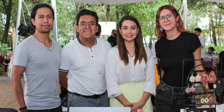 Impulsa Gobierno de la Ciudad talento joven con el Mercadito de las Juventudes