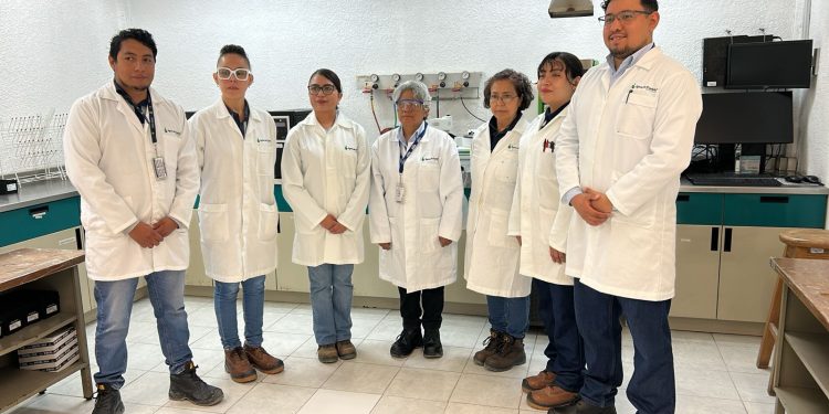 Agua de Puebla celebra 10 años de acreditación del Laboratorio de Calidad del Agua ante la ema