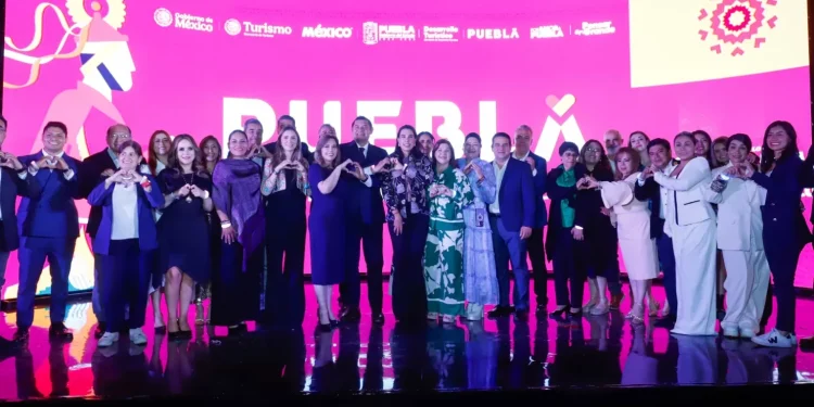 Reconoce Secretaría de Turismo el trabajo de Armenta con “Puebla el Latido de México”