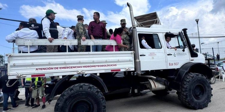 Gobierno de México despliega operativos de emergencia para atender inundaciones en Veracruz y Tamaulipas