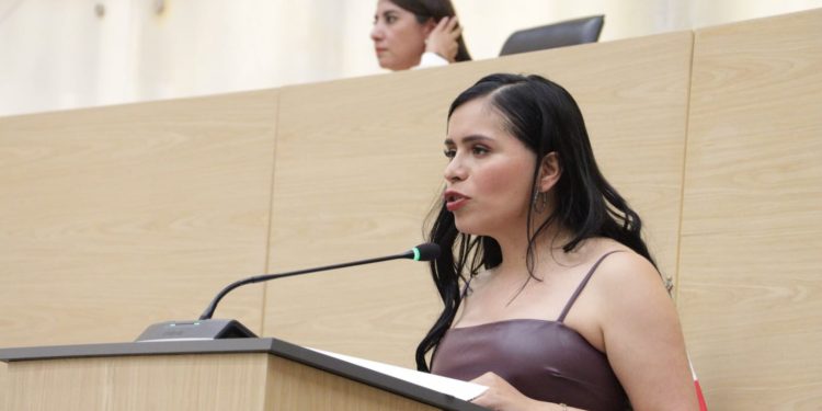 La Diputada Kathy Sánchez presenta la Iniciativa de Ley de Participación Ciudadana para el Estado de Puebla