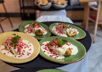 ¡Inicia la temporada de chiles en nogada en ALIERE, cocina de origen!