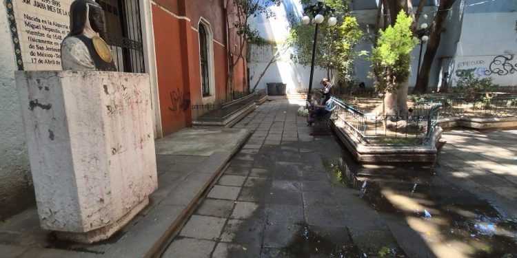 Recupera Gobierno de la Ciudad plazuela “Sor Juana Inés de la Cruz”