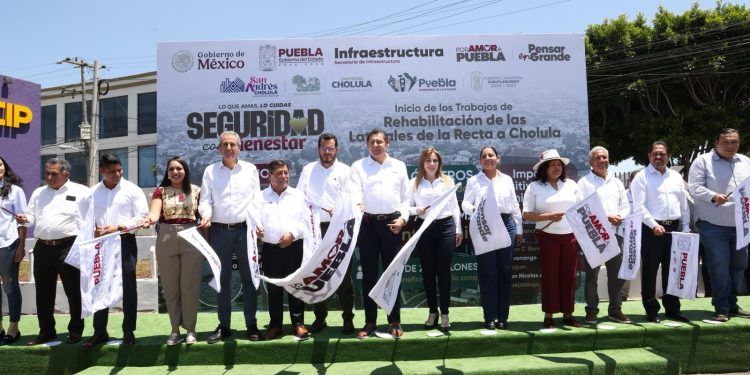 Alejandro Armenta impulsa seguridad y bienestar con rehabilitación de laterales en Recta a Cholula