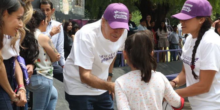 Pepe Chedraui impulsa jornada juvenil de mujeres con arte urbano para el rescate de espacios públicos