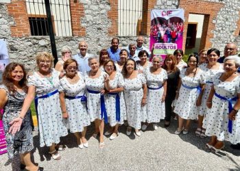 Destacan adultos mayores del DIF Puebla Capital en la Caravana Artística de la Casa del Abue