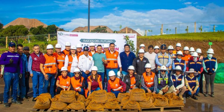 Gobierno de la Ciudad realiza acciones de producción de composta para reforestación en Puebla