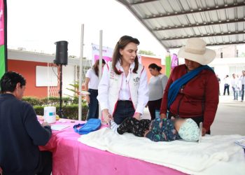 MariElise Budib da seguimiento al programa “Pequeños Imparables” en San Miguel Espejo