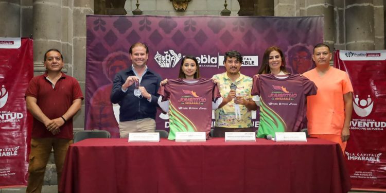 Presenta IJMP playera y medalla oficial de la Carrera «Juventud Imparable 2025»