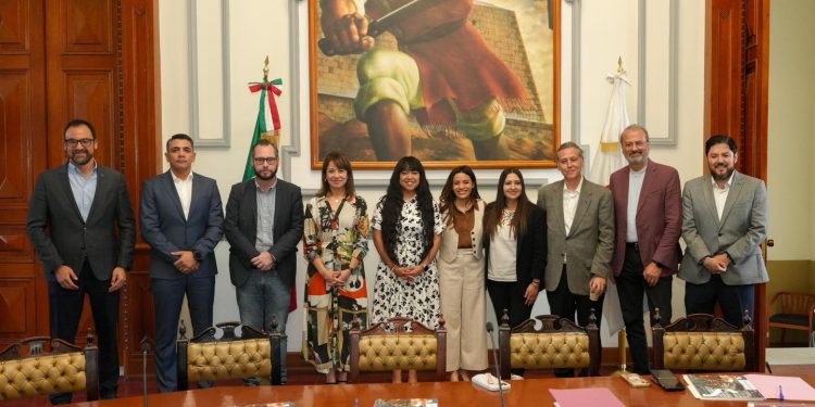 Fortalece Puebla capital su modelo de ciudad segura mediante alianza internacional