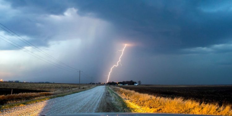 Certifican un rayo de 829 kilómetros como el más largo del mundo
