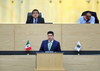 Partido Verde propone prohibir las cirugías plásticas en menores de edad