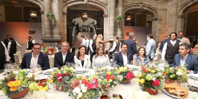 Capacita Contraloría Municipal a regidoras y regidores en materia de ética