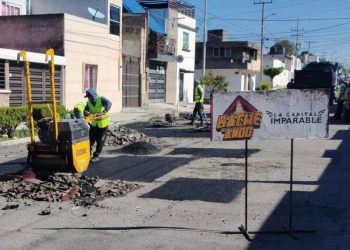 Entrega Pepe Chedraui apoyos alimentarios en Azumiatla