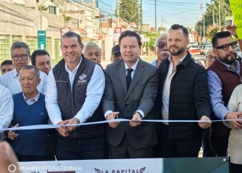 En beneficio de 18 mil habitantes de las colonias Aquiles Serdán y La Libertad, Agua de Puebla renovó la red de agua y drenaje