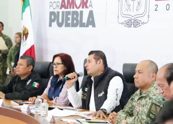 Ratifica Armenta que no se escatiman recursos para salvar vidas y atender a damnificados