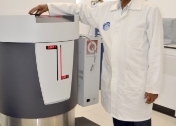 En la Buap el doctor Pal diseña y fabrica nanomateriales aplicables para el medio ambiente