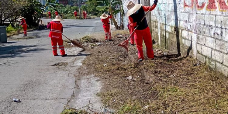 Gobierno de la Ciudad refuerza acciones de limpieza para prevenir inundaciones