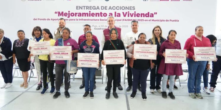 Entrega Pepe Chedraui tecnologías sustentables en La Resurrección