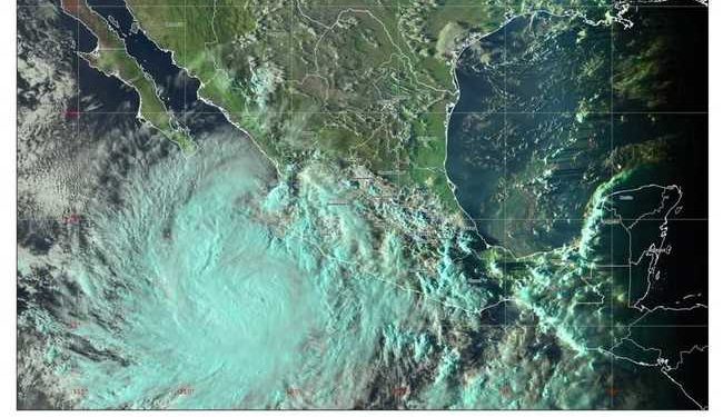 Se prevén lluvias de muy fuertes a torrenciales en 5 entidades, debido al huracán Priscilla