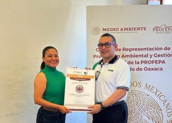 Recibe Aeropuerto de Huatulco certificado de calidad ambiental