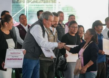 Mejora Pepe Chedraui  entrega equipamientos sustentables