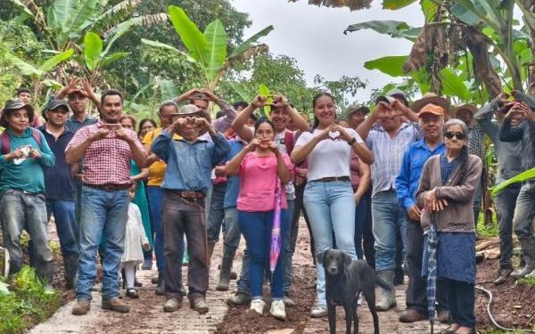 Obra comunitaria fortalece la riqueza comunitaria de las y los productores