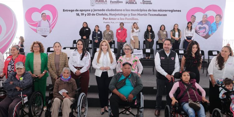 Prioriza SEDIF amor y sensibilidad en atención a personas con discapacidad