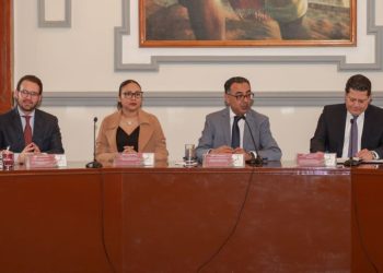 Fortalece Gobierno de la Ciudad compromiso con la legalidad y el servicio público