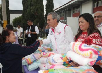Lleva Pepe Chedraui posadas navideñas a Xilotzingo y La Margarita