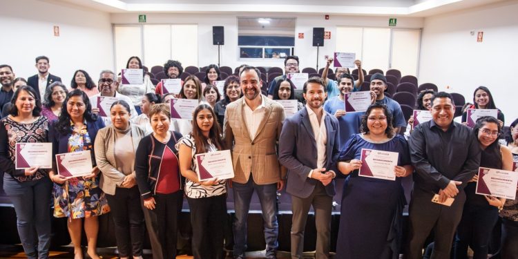 Aprovechan 26 emprendimientos capacitación internacional brindada por el Gobierno de la Ciudad