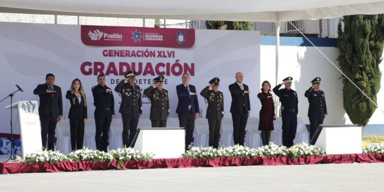 Encabeza Pepe Chedraui graduación de cadetes de la Academia de Formación y Profesionalización Policial de la SSC
